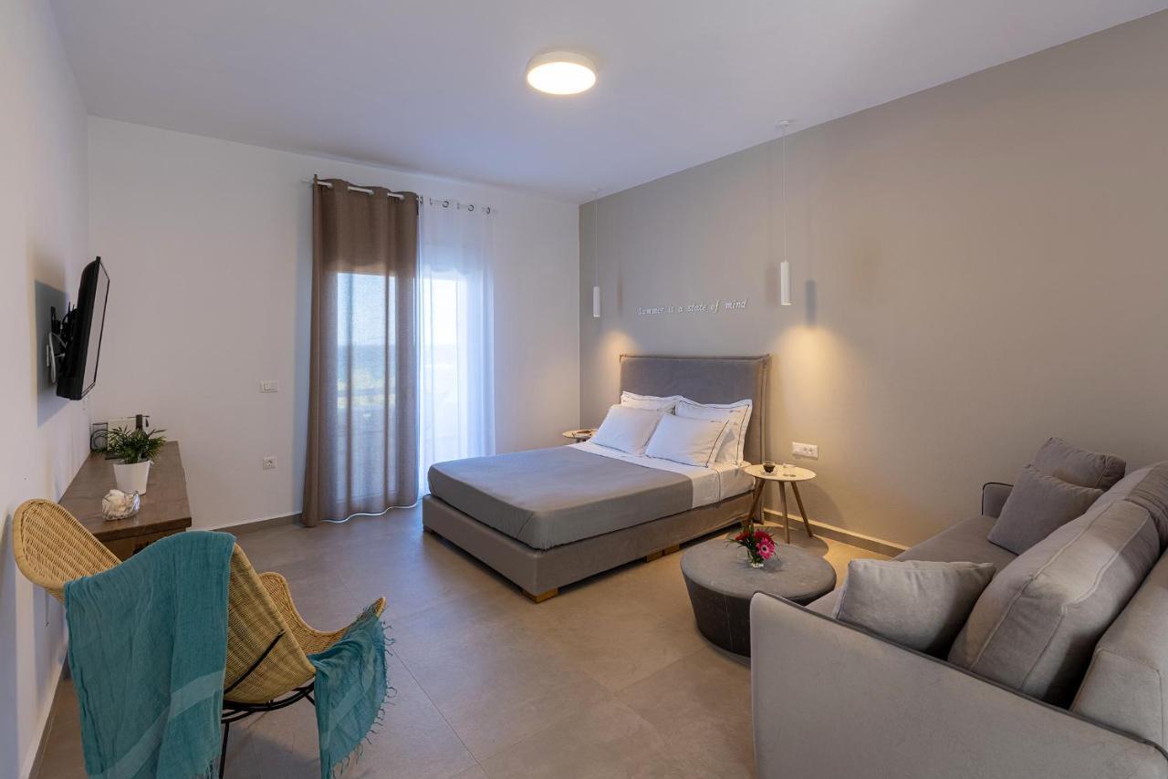 Vivianna'S View Apartment Азолимнос Екстериор снимка